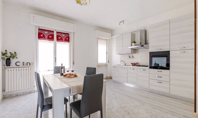 Loreto Apartamento | Bonito apartamento con WIFI, TV, terraza y vista panorámica, cerca de Porto Recanati