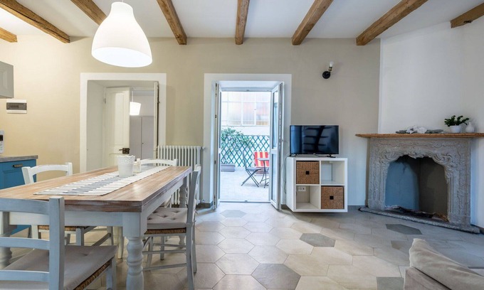 Omegna Apartamento | Precioso apartamento para 4 personas con WIFI, TV, terraza y mascotas permitida