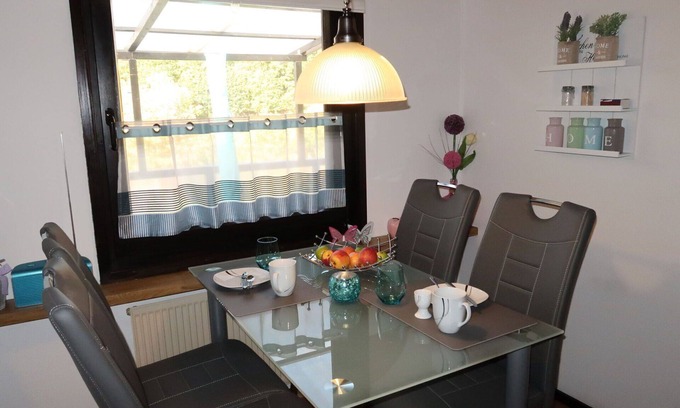 Machtlos Casa | Bonito apartamento en villa para 2 personas con piscina, TV, terraza y mascotas permitida