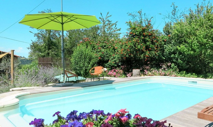 Bonvicino Apartamento | Acogedor apartamento para 4 personas con piscina, terraza y aparcamiento