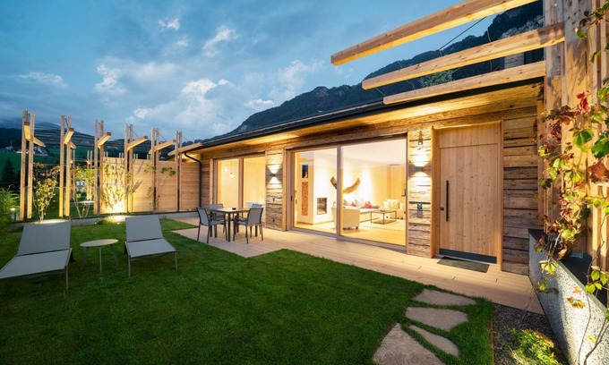 Castelrotto Chalet De Esquí | Precioso apartamento "Aura Chalets No 2" con vistas a la montaña, Wi-Fi y jardín