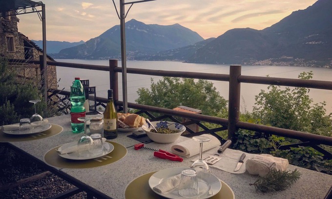 Naggio Apartamento | Bonito apartamento para 4 personas con WIFI, TV, terraza y mascotas permitida