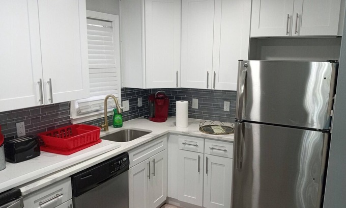 Overlea Casa | Beautiful Baltimore County home 15 minutes from Inner harbor