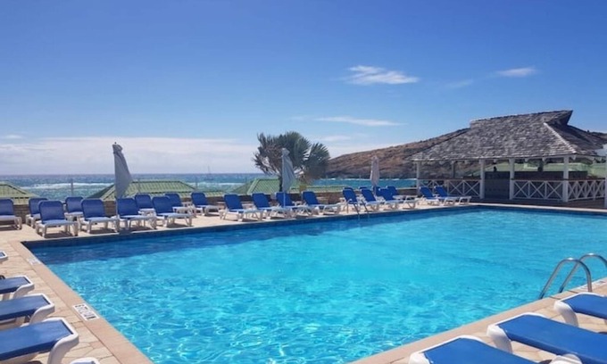 Mamora Bay Villa | Beautiful Beach Front Villa in a prime location