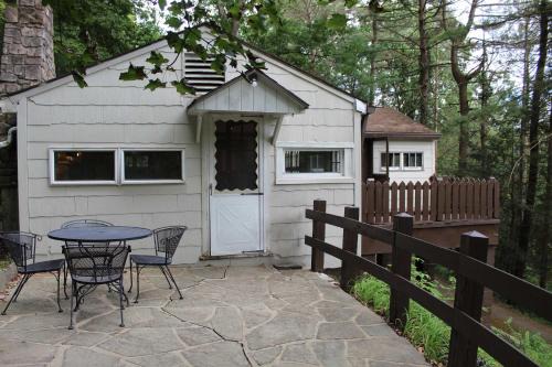 Ligonier Casa | Beautiful Cabin in Nature