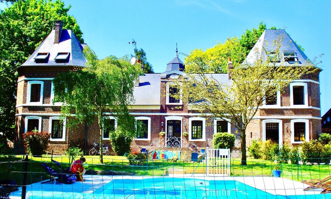 Grandcourt Otro | Beautiful Chateau de la Vallee, Grandcourt, w/Heated Pool near Coast and Forest