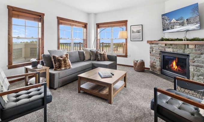 Snowshoe Apartamento | Beautiful Corner Unit Wraparound Balcony Underground Parking