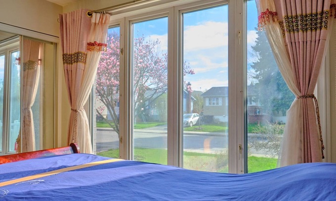 Laval Cabaña | Beautiful cottage near river close to montreal
