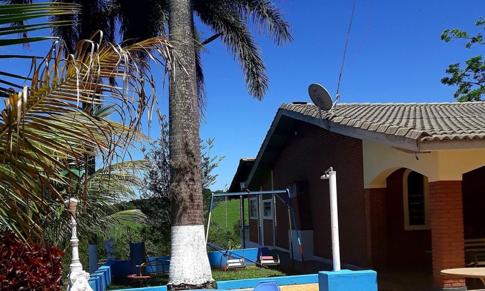 Salto de Sao Jose Casa | hermosa casa de campo ¡condominio cerrado! ACOMODA 16 personas en Salto-SP.