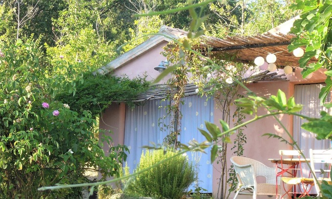 Barchi Apartamento | Hermosa casa de campo en Demeterhof con piscina natural en un paisaje montañoso