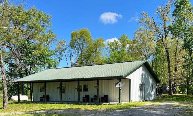 Akin Otro | Beautiful County House. Perfect Nature Getaway/Hunting/Relaxing