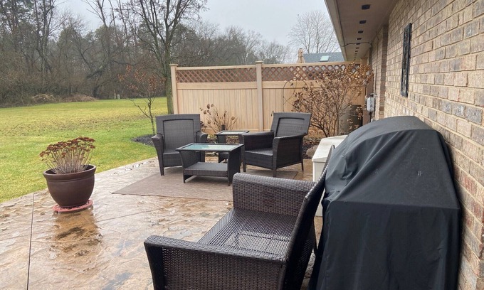 Brookville Condominio | Beautiful Duplex located near Dayton, Ohio