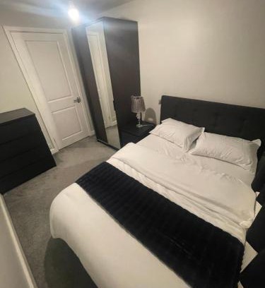 Ipswich Casa | Beautiful en-suite bedroom