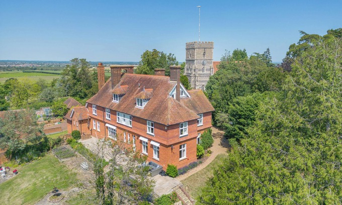 Purleigh Casa | Beautiful, Family Friendly Victorian Rectory 1 Hour from Central London
