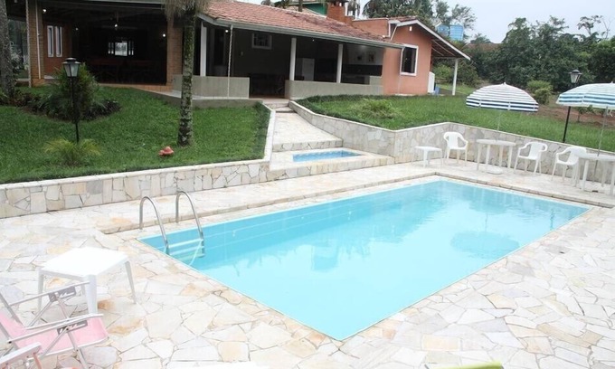 Jarinu Casa | Hermosa casa de campo en Jarinu - ocio, confort y calidez (a 1,5 km del centro de la ciudad)
