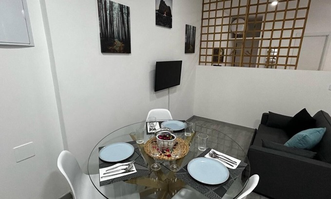 Aluche Apartamento | Hermoso apartamento estudio full equipado y reformado en el centro de Madrid