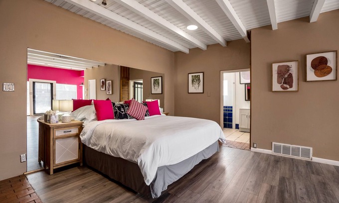 University Heights Casa | Hermosa joya cerca de la UNM !! ¡¡Nob Hill!! ¡¡Céntrico!!