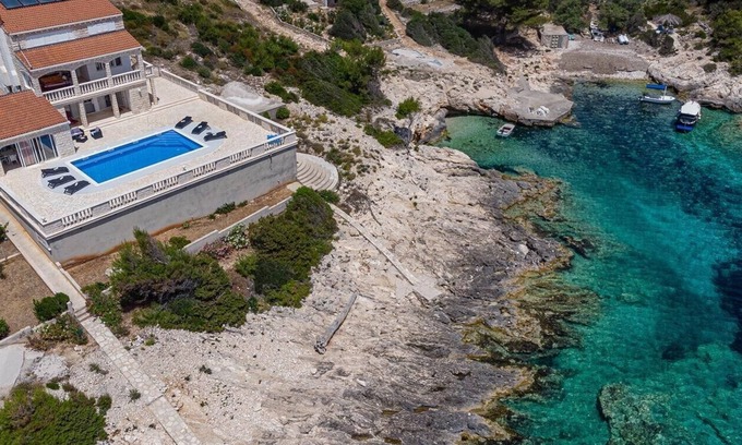 Potirna Casa | Holiday Home Nova / Holiday Home Nova with Private Pool