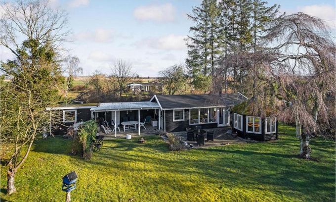 Or Casa | Beautiful Home In Orø With Wifi