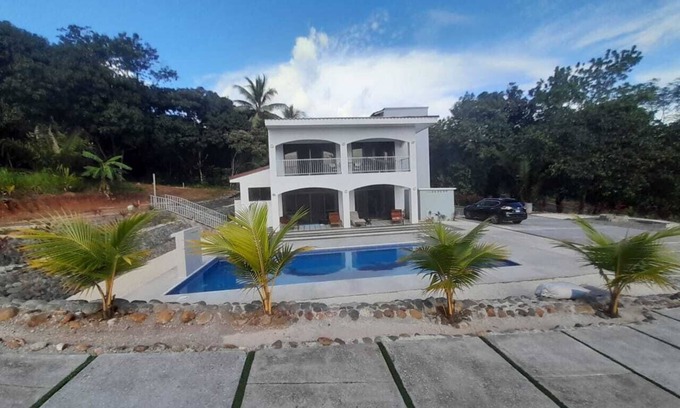 Esterillos Casa | Hermosa casa entre playa y montaña