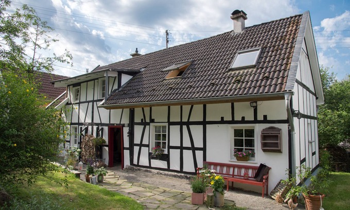 Ruppichteroth Casa | Hermosa casa en estilo rústico en la Tierra Bergisch
