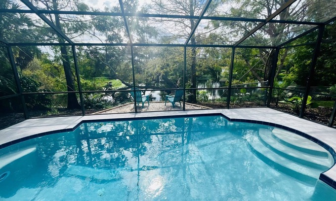 Bee Ridge Casa | Beautiful House w/ Pool, 10 Min to Siesta Beach