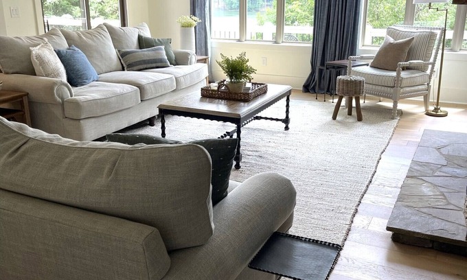 Gainesville Casa | Beautiful Lake House with pool, dock with party deck, video games, pool table