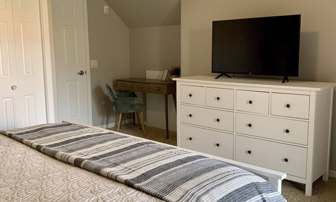 Okanagan-Similkameen Casa | Beautiful Lakeview Townhome in Lakeshore Villas