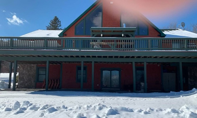 Durham Casa | Beautiful large home 15 minutes from Wyndham mountain