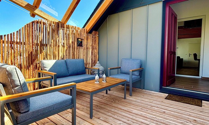 Norath Apartamento | Schöne Ferienwohnung mit großer Terrasse.