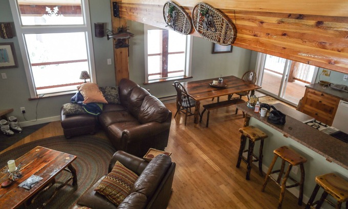 McCall Cabina | Hermosa casa de troncos. Cerca de McCall. Tranquilo y espacioso.