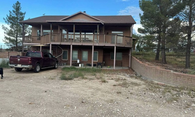 Pearce Casa | Beautiful, luxury house on gated 10 acres. Quiet and serence.