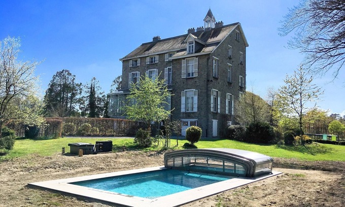 Forrieres Casa | Casa señorial en un parque cerca de Rochefort