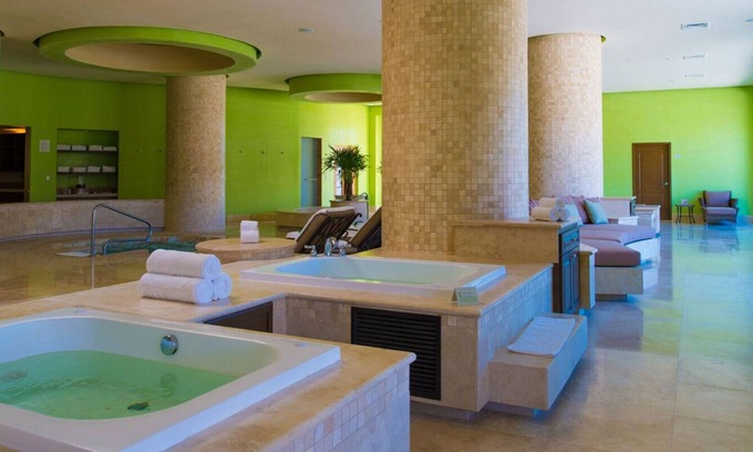 Loreto Complejo | Beautiful Mexico Resort Getaway with Spa and Golf Course