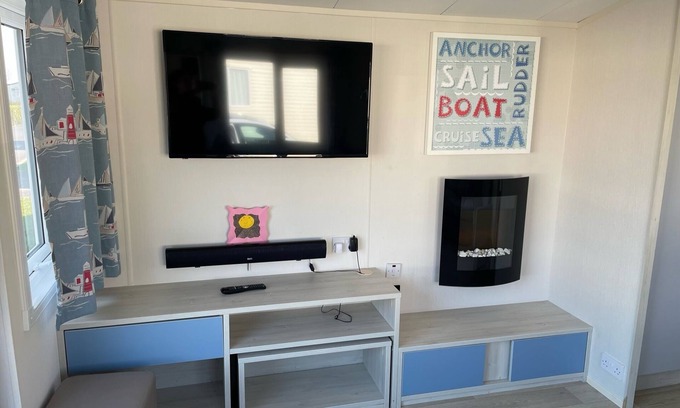 Pagham Casa | Beautiful modern Gold 3 bedroom caravan