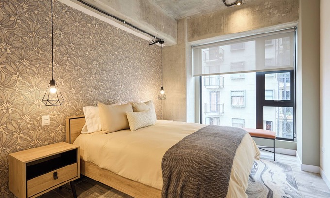 Zona 4 Apartamento | Beautiful new apartment in Zone 4 with A/C