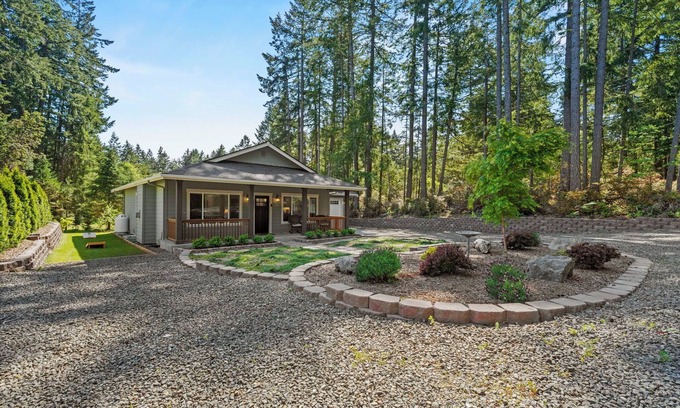 Artondale Casa | Beautiful new build home in historic Gig Harbor Wa.