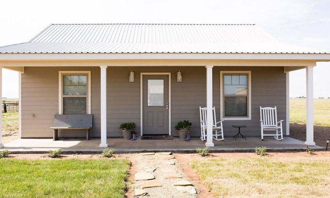 Canyon Casa | Nueva casa de huéspedes de calidad, estilo cabaña, cerca de Palo Duro Canyon y WTA & M