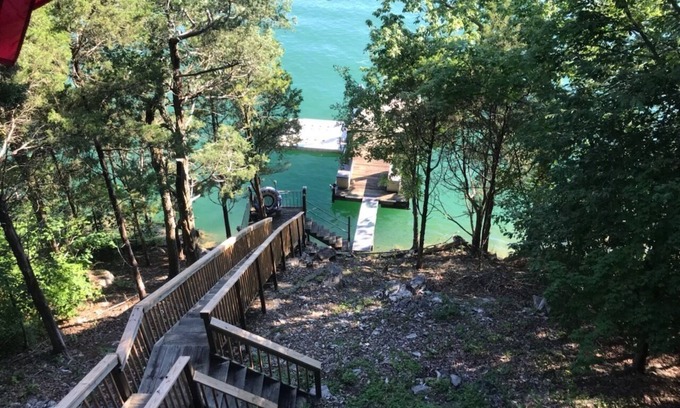 Speedwell Casa | Beautiful Norris Lake Front A-Frame with Private Dock in Speedwell, Tn .