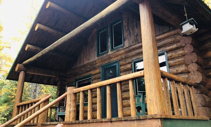 Masardis Cabina | Las mejores cabañas de madera del norte de Maine para los amantes de la caza y la moto de nieve