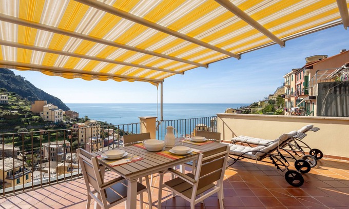 Riomaggiore Apartamento | Hermoso apartamento con vista al mar (Casa Dena)