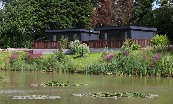 Gumley Apartamento | Beautiful open plan Lakeside Lodge in Shearsby