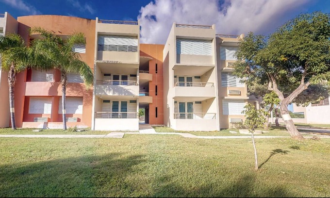 Pole Ojea Condominio | Beautiful Penthouse minutes from Combate Beach🌴