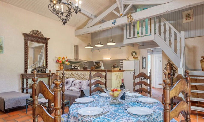 Gaillan-en-Medoc Casa | Preciosa casa de vacaciones privada para 6 personas con WIFI, TV, terraza y mascotas permitida