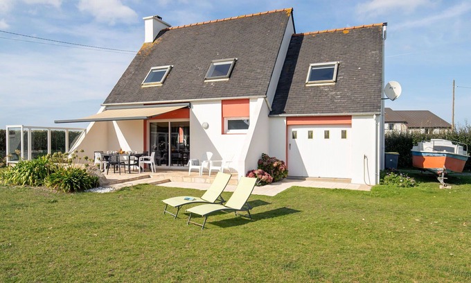 Kerlouan Casa | Maravillosa casa de vacaciones privada para 6 personas con WIFI, TV, terraza y mascotas permitida