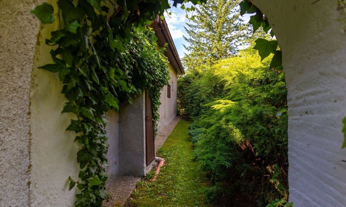 Dobren Casa | Maravillosa casa de vacaciones privada para 6 personas con TV, patio y mascotas permitida