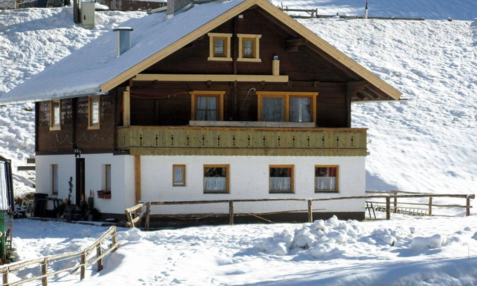 Finkenberg Casa | Estupenda casa de vacaciones privada con TV, terraza, mascotas permitida y vista panorámica