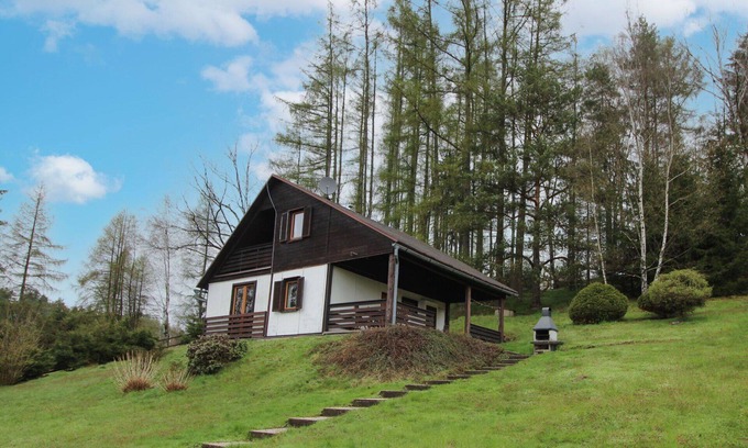 Krasna Lipa Casa | Estupenda casa de vacaciones privada con WIFI, TV, terraza, mascotas permitida y vista panorámica