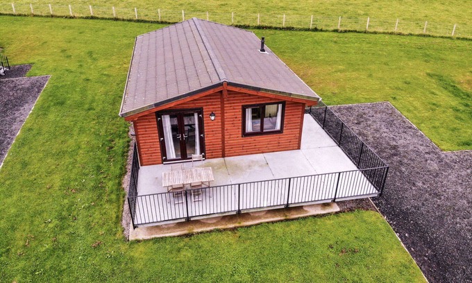 Kinross Casa | Maravillosa casa de vacaciones privada para 4 personas con WIFI, TV, balcón y mascotas permitida