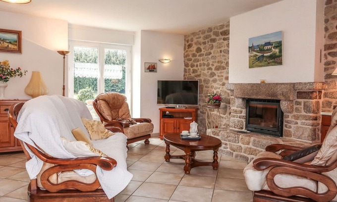 Ploemeur Casa | Maravillosa casa de vacaciones privada para 4 personas con TV y mascotas permitida